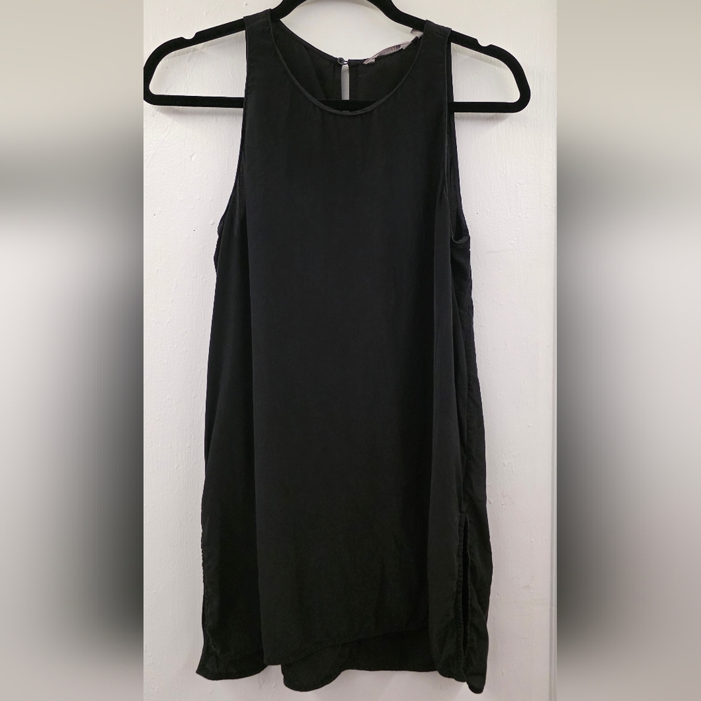 Athleta Black Washable Silk Sleeveless Keyhole Back Blouse Top Small